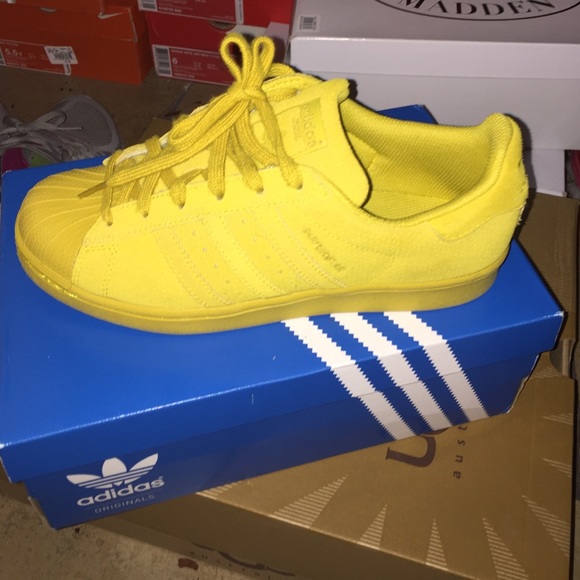 Adidas Shoes - Adidas SuperStar J