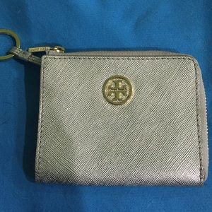 Tory Burch Zip Robinson keychain wallet