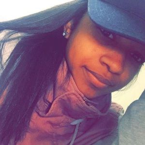 Meet your Posher, Lee