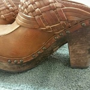 Frye Ella Mules 6.5 B