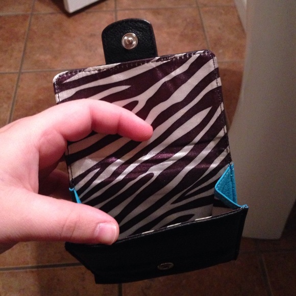 Wallet - Picture 2 of 4