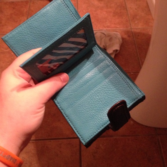 Wallet - Picture 3 of 4