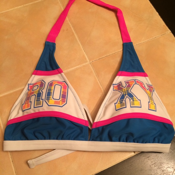 Roxy Bikini - Picture 3 of 4