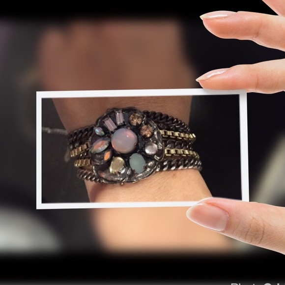 Juicy Couture bracelet.