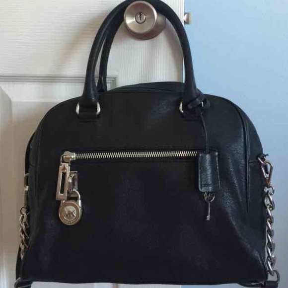 MK authentic black purse/satchel