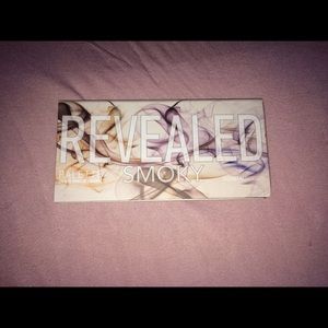 Coastal Scents Revealed Smokey palette