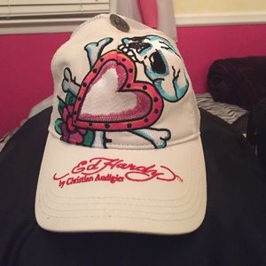 BRAND NEW ED HARDY WHITE HAT✨