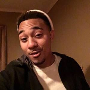 Meet your Posher, Dee