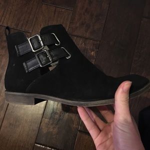 Cutout Buckle Chelsea Boots