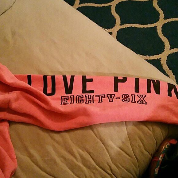 Victoria secret half zip - Picture 2 of 2