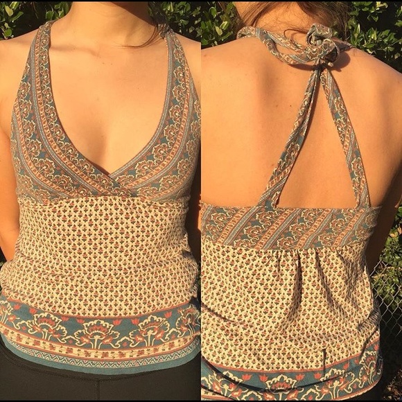 top from forever 21, has a pattern
