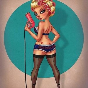 Meet your Posher, Danielle