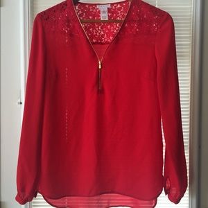 Long sleeve red top