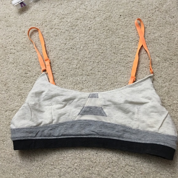 Lululemon bra size 8 cotton