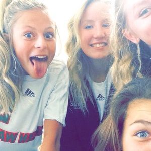 Meet your Posher, Kora