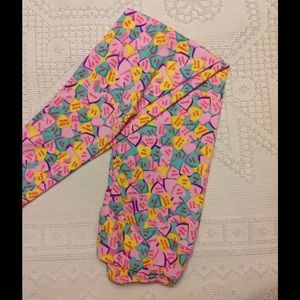 Lularoe conversation hearts leggings OS