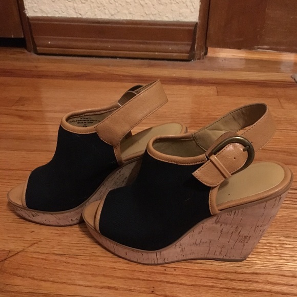 Nine West Wynne Wedges - Picture 2 of 4