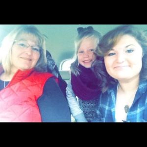 Meet your Posher, Shellie