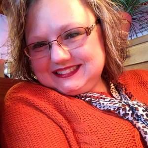 Meet your Posher, Gena