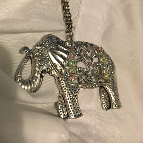 Urban Outfitters elephant necklace