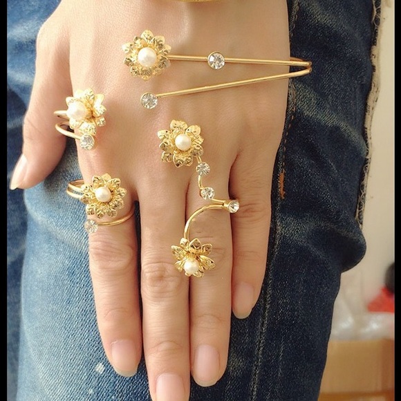 Beautiful Fashion Ring"