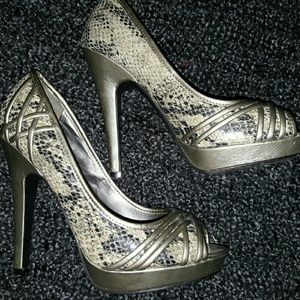 Icora Snakeskin Peep-toe Platform Sandals/Pumps