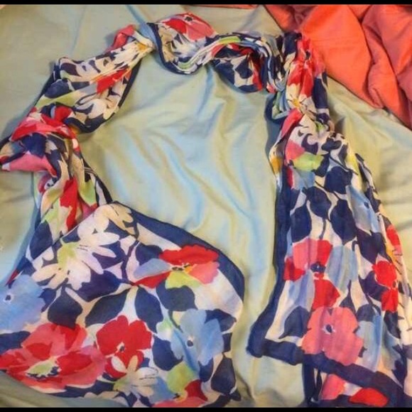 Vera Bradley scarf