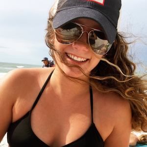 Meet your Posher, Lea