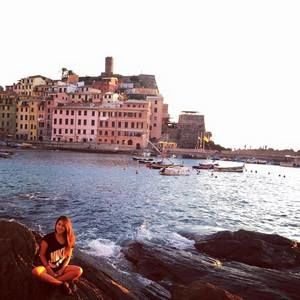 Meet your Posher, Julie