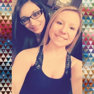 Meet your Posher, Alexandra