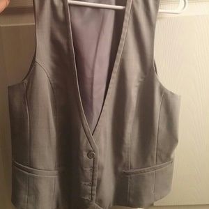 NY & Co vest