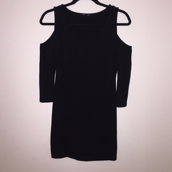 Black Off the Shoulder Bodycon Dress
