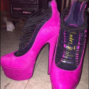 London trash fur pumps