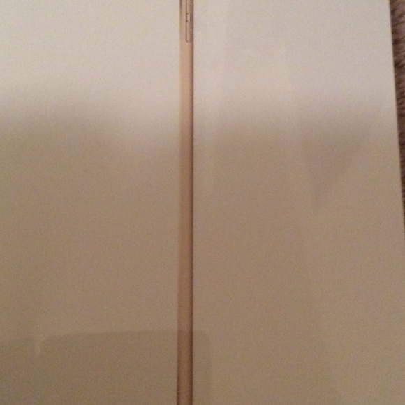 NIB Apple IPad Air 2 Wi-Fi 128GB GOLD