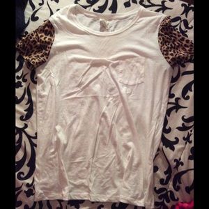 PINK VS Cheetah Pocket Tshirt