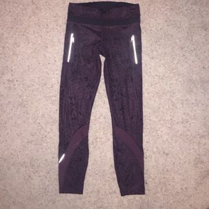Lululemon inspire tight running pants