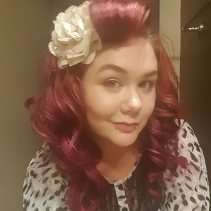 Meet your Posher, Haeli