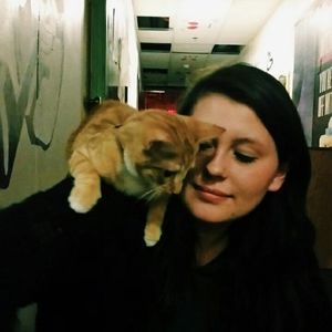 Meet your Posher, Caitlin