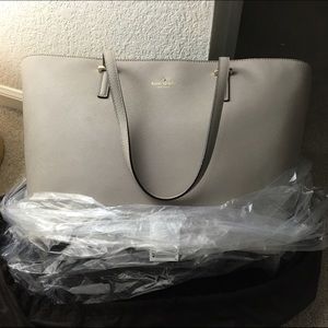 Kate Spade Cedar Street Tote Med