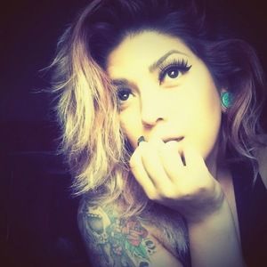 Meet your Posher, Ckristal