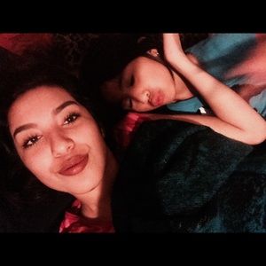 Meet your Posher, Kayla