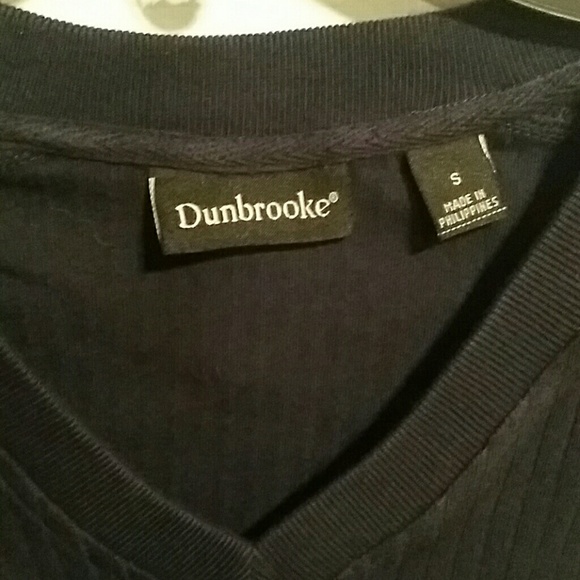 DUNBROOKE SLEEVELESS V-NECK SWEATER - Picture 4 of 4