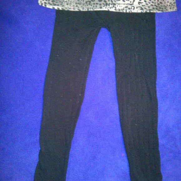 ADORABLE Leopard blouse,leggings+ banglebracelets! - Picture 3 of 4