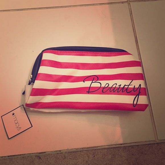 Macy's Other - Macys makeup bag NWT