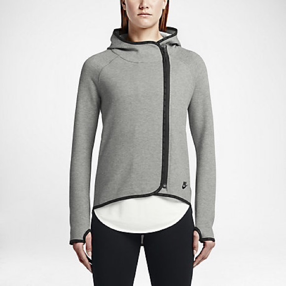Nike Tops - Nike tech fleece hoodie