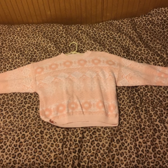 Pink sweater - Picture 2 of 4