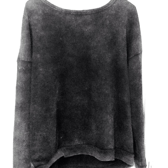 Acid Washed Sweater With Designed Back - Picture 2 of 3