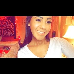 Meet your Posher, Kaylee