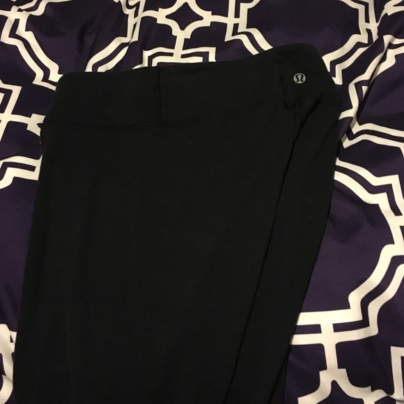 Lululemon ankle crop black tights