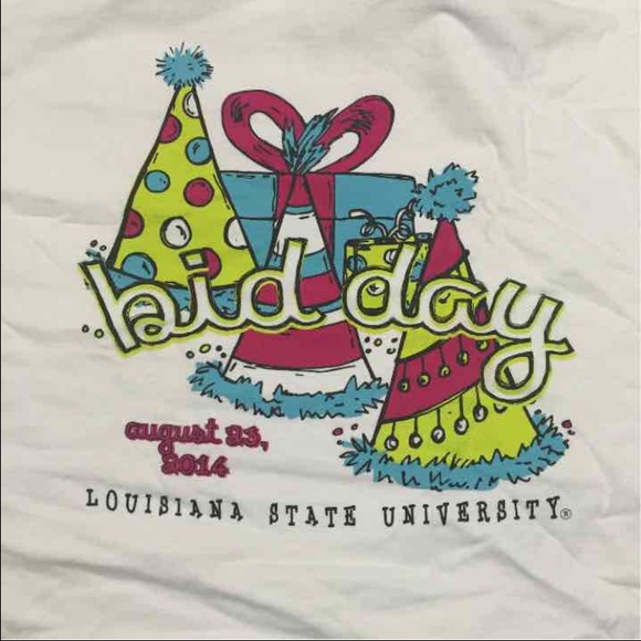 TriDelta White Tshirt, Size Large